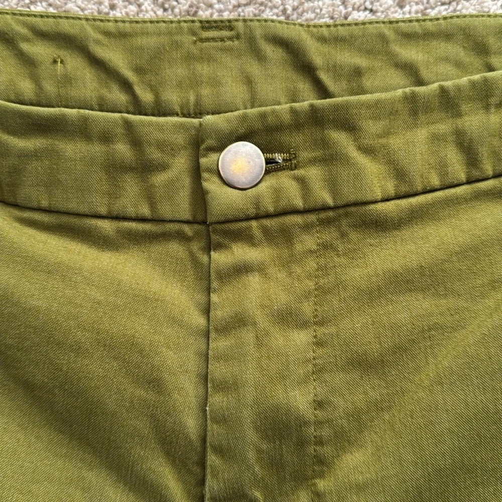 Men’s Lululemon Shorts: Commission Classic Fit - Picture 3 of 6